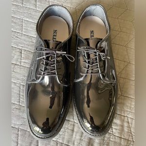 Mens Bates size 11D patent leather formal shoes worn once-Pristine Vibram sole